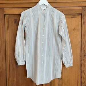 Loft mandarin collar button down striped gray and white blouse Sz. 0